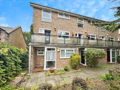 1 Bed Flat, Hanford Close, SW18