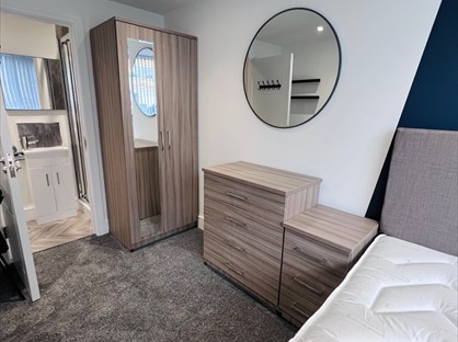 Room in a Shared House, Millfield, ME10