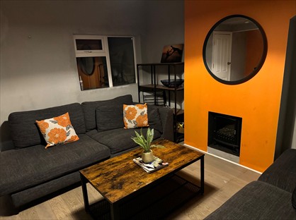 Room in a Shared House, Surbiton, KT6