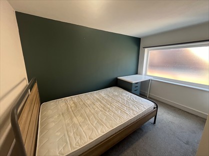 Room in a Shared House, Edward Road, NG2