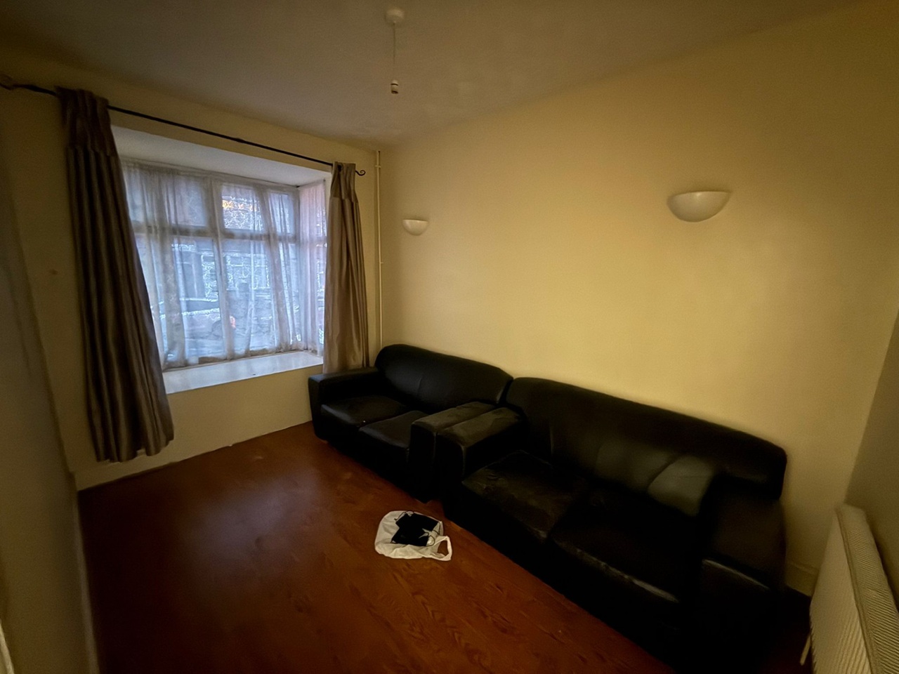 3 Bed Terraced House, Third Avenue, B9 photo 4