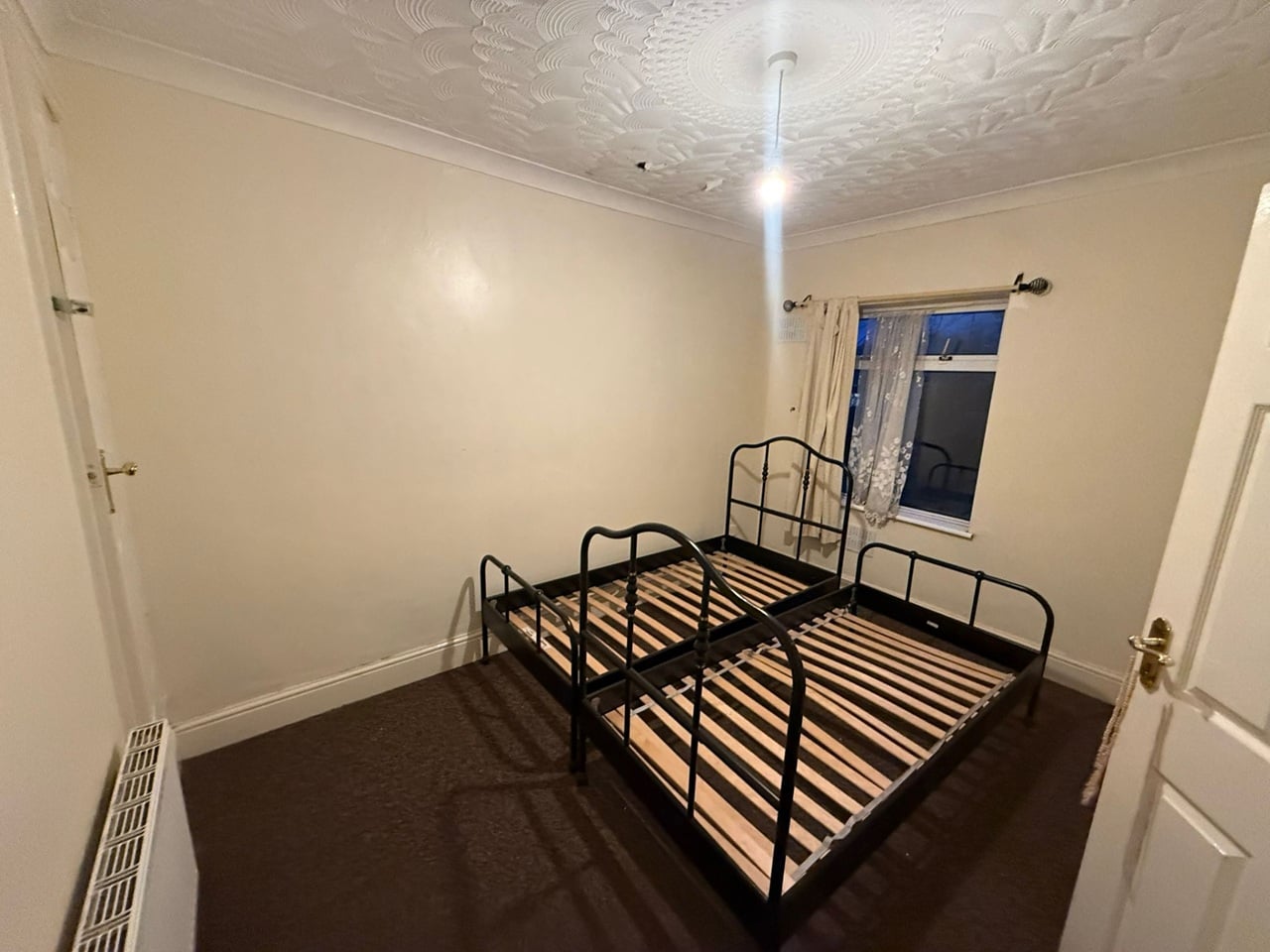 3 Bed Terraced House, Third Avenue, B9 photo 5
