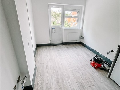 Studio Flat, Maxwell Road, TW15