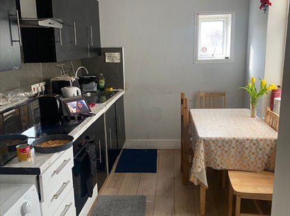 Room in a Shared House, Alston Road, N18