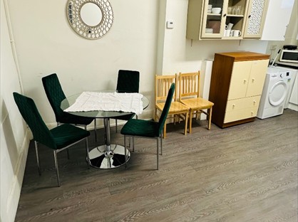 Room in a Shared Flat, Stamford Hill, N16