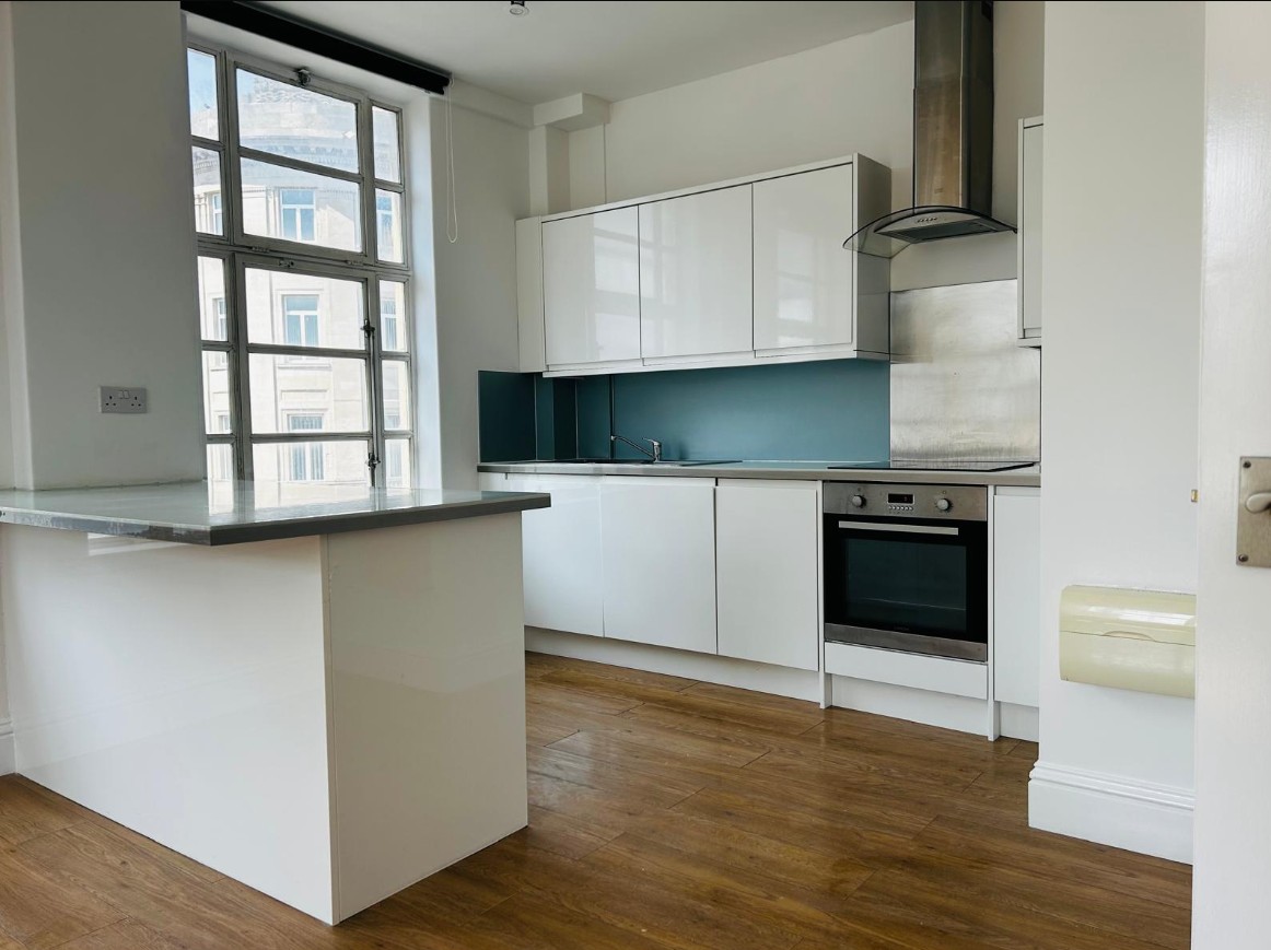 Additional image 2 of 1 Bed Flat, West Street, BN1, N1 7GU