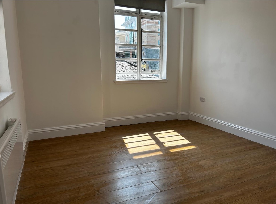 Additional image 4 of 1 Bed Flat, West Street, BN1, N1 7GU