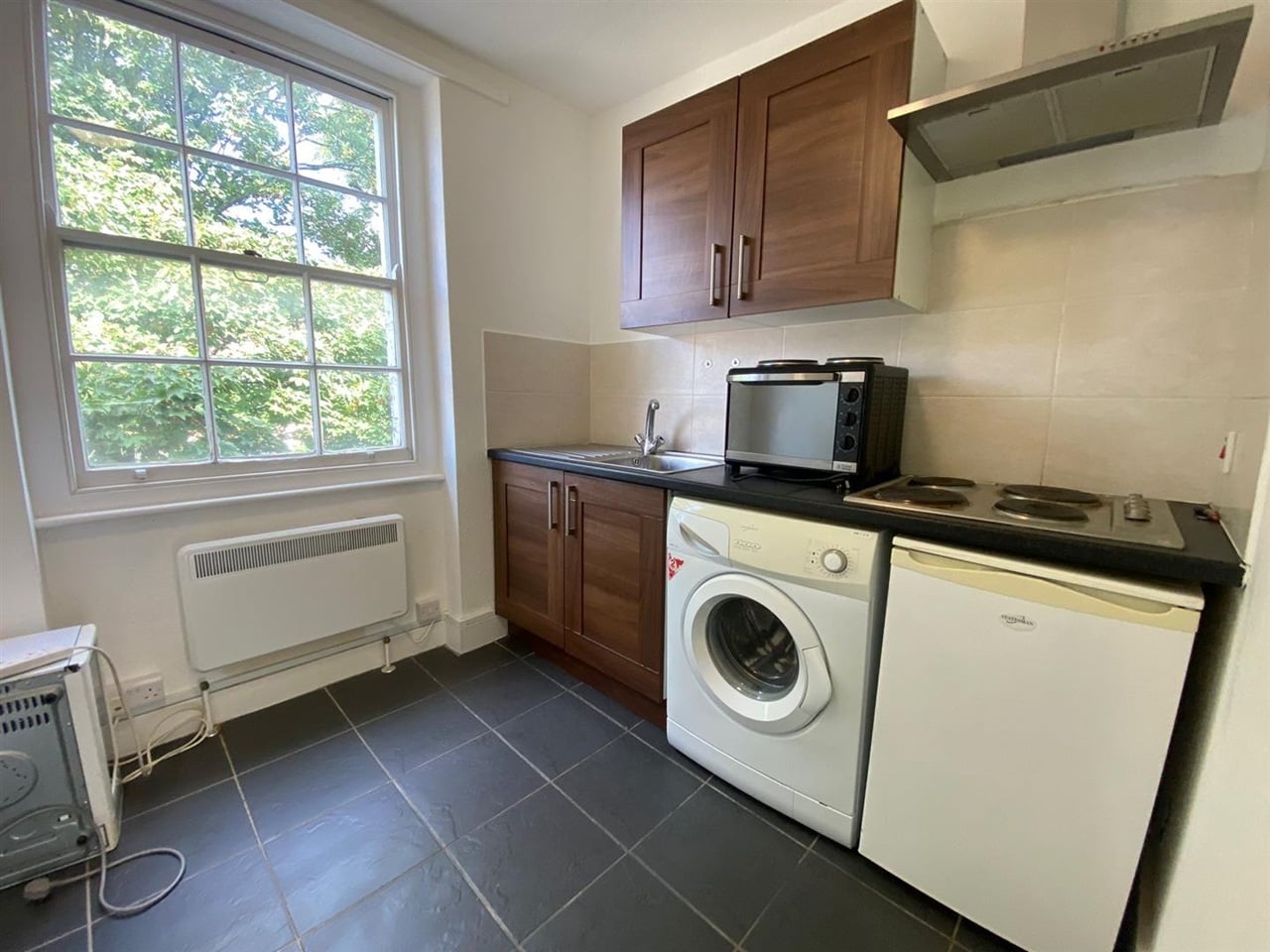 1 Bed Flat, Crowndale Road, NW1 photo 3