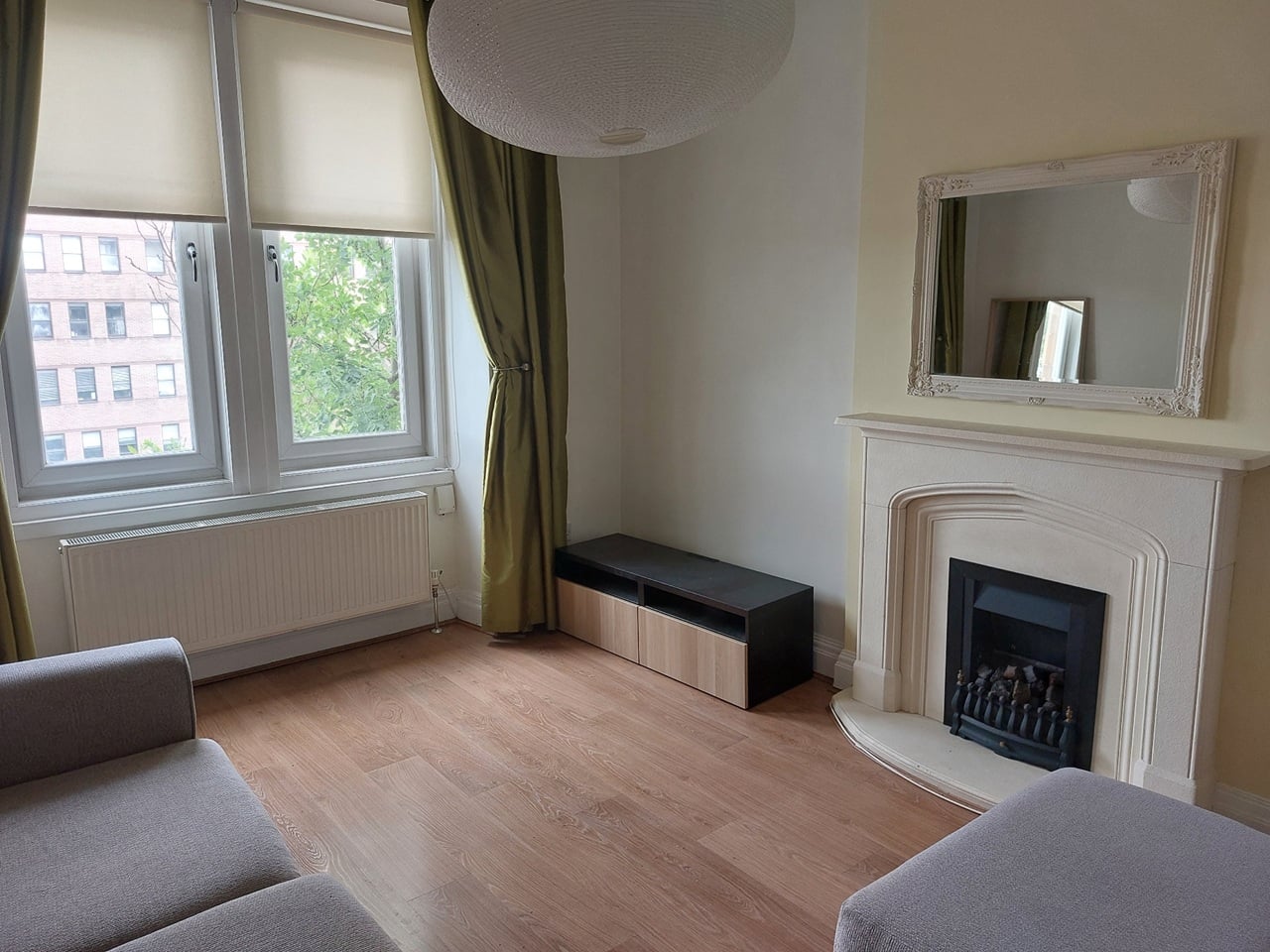 2 Bed Flat, Edinburgh, EH8