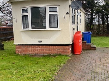 1 Bed Mobile Home, Bootham Lane, DN7