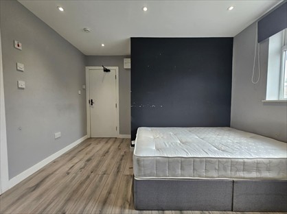 Studio Flat, Minet Drive, UB3