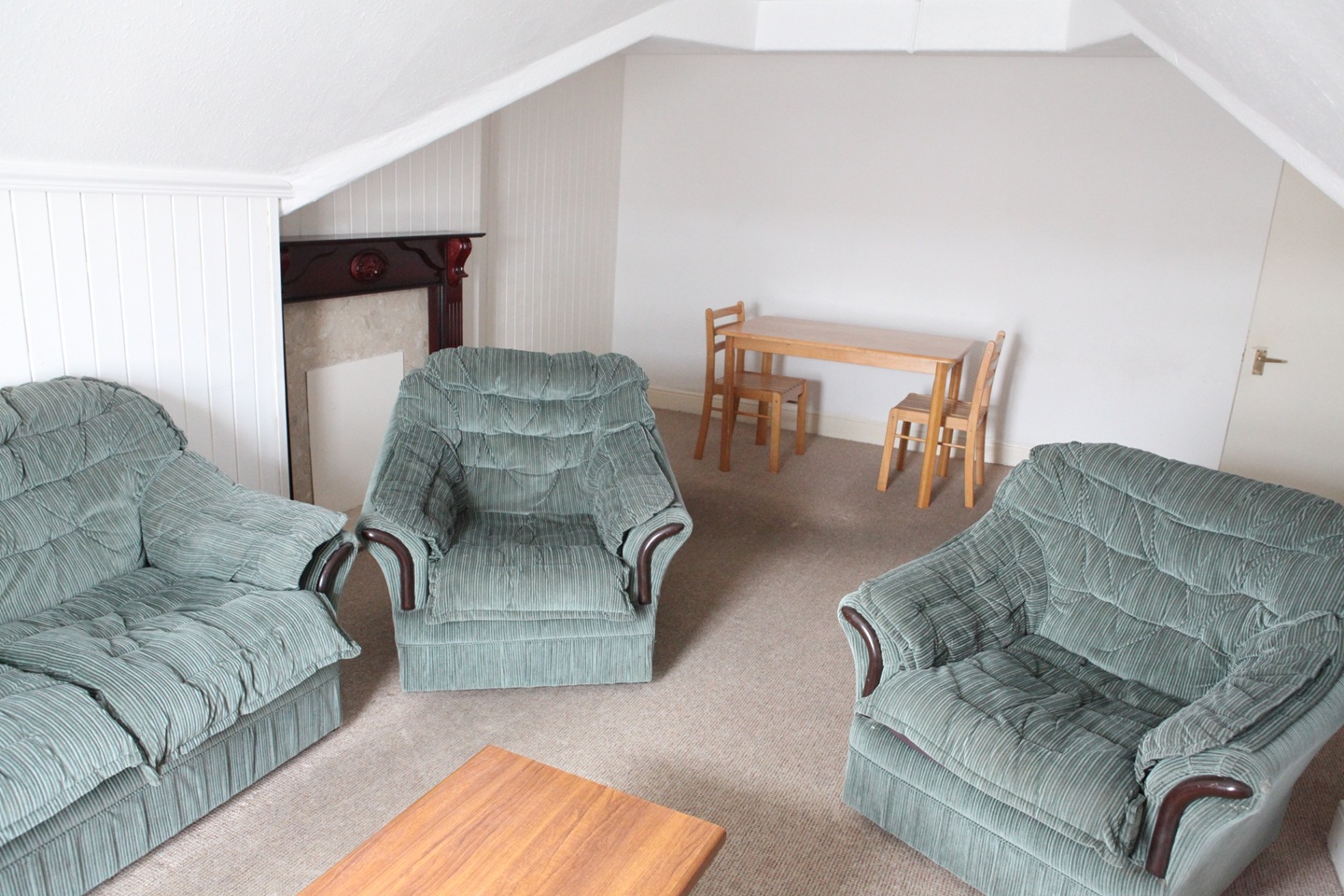 Southport - 1 Bed Flat, Lathom Road, PR9 - To Rent Now for £595.00 p/m