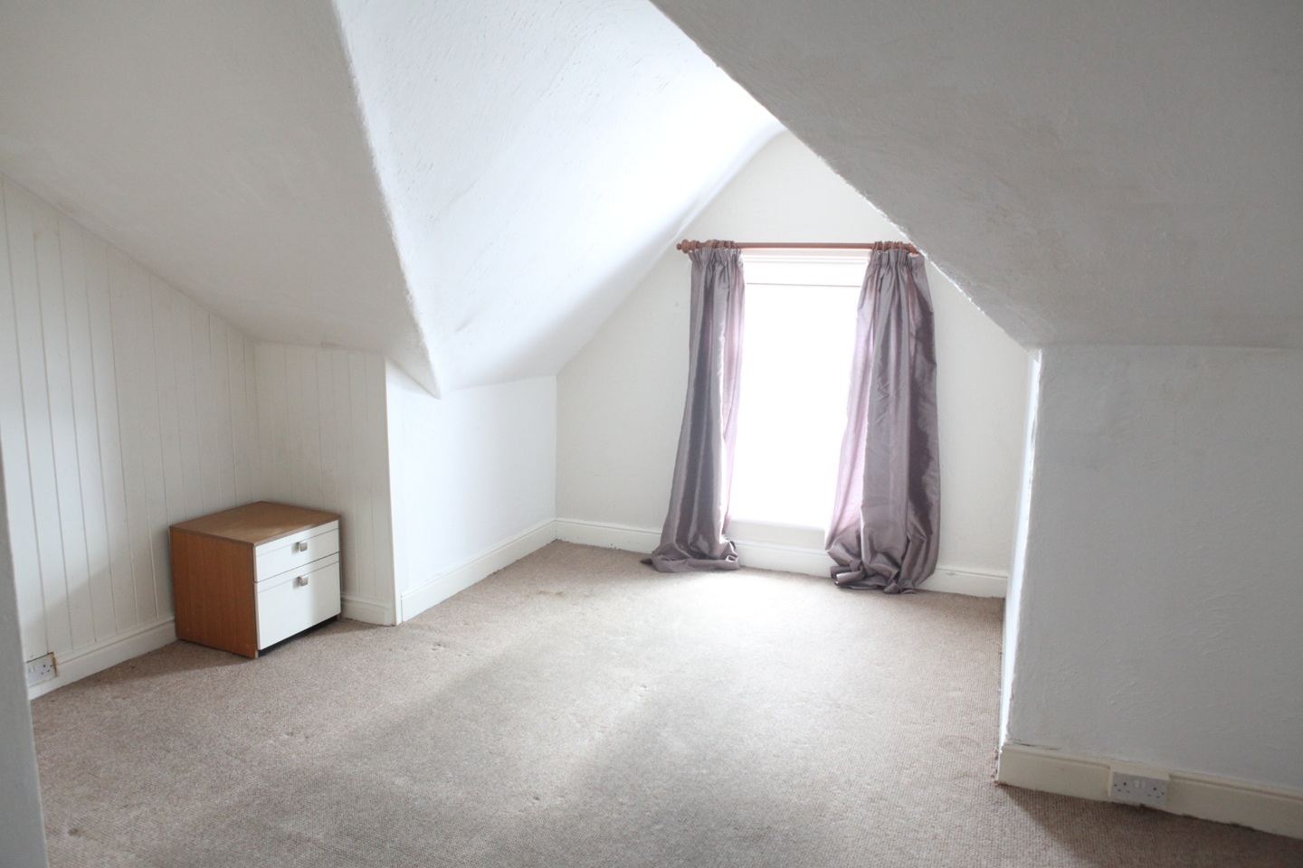 Southport - 1 Bed Flat, Lathom Road, PR9 - To Rent Now for £595.00 p/m