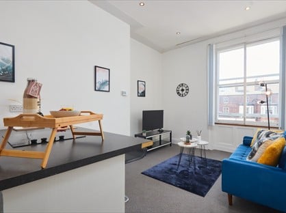 2 Bed Flat, Blenheim Terrace, LS2