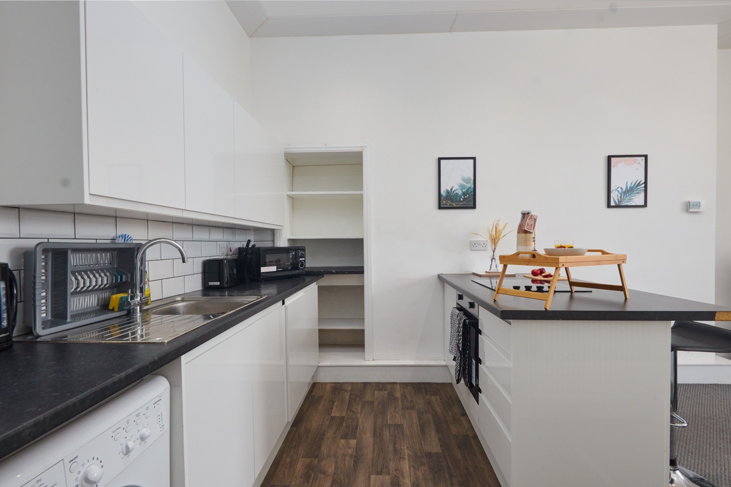 2 Bed Flat, Blenheim Terrace, LS2 photo 2