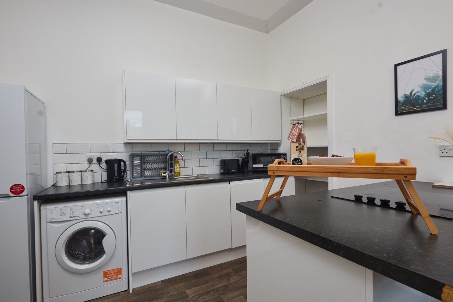 2 Bed Flat, Blenheim Terrace, LS2 photo 3