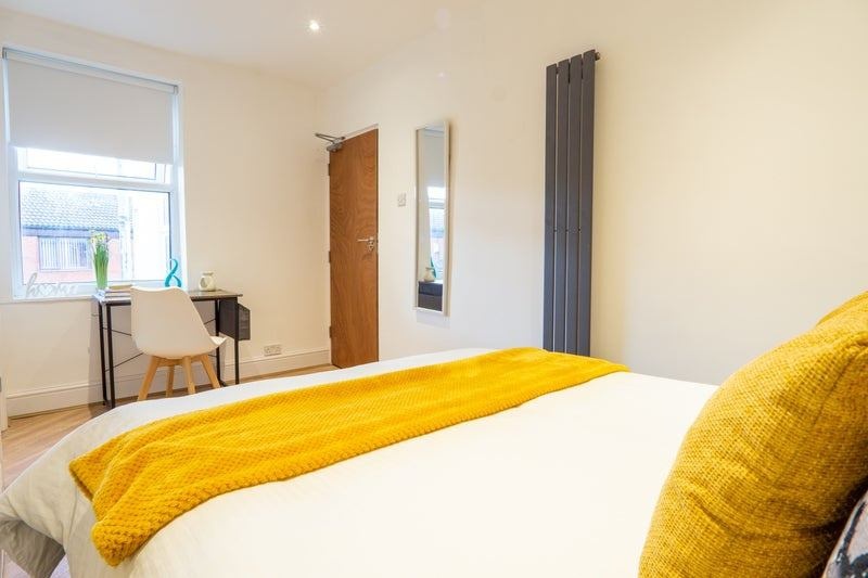 Room in a Shared House, Liverpool, L4 photo 3