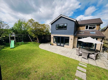 4 Bed Detached House, Barnfield, TN6