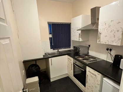 Studio Flat, Picton Road, L15