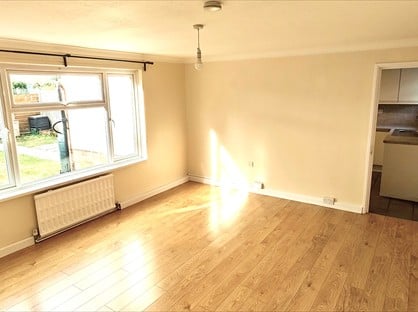 3 Bed Terraced House, Basingstoke, RG23