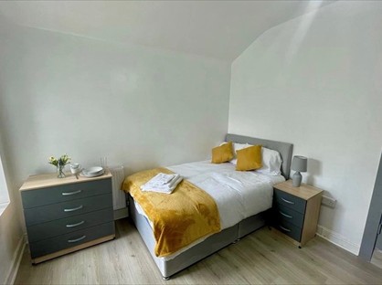 Room in a Shared House, Sir Hilton's Road, B31