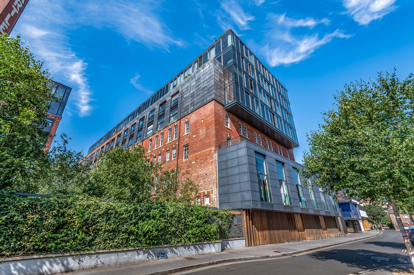 2 Bed Flat, The Jam Factory, SE1