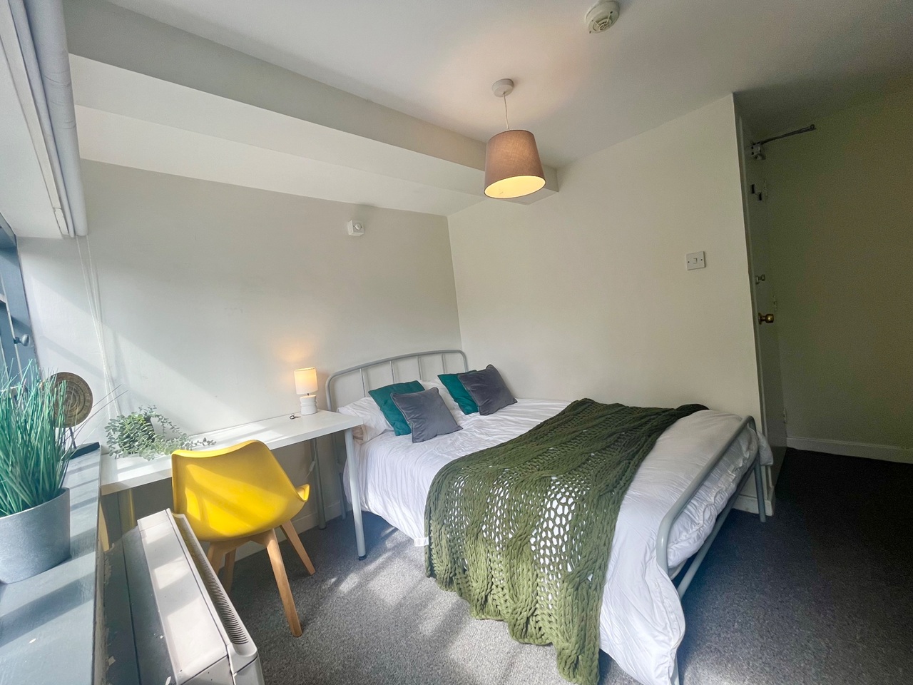 Room in a Shared Flat, Nottingham, NG1 photo 2