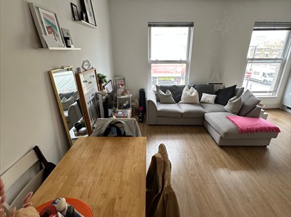 2 Bed Flat, Battersea Park Road, SW11