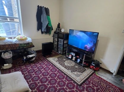 Room in a Shared House, Friern Barnet Road, N11