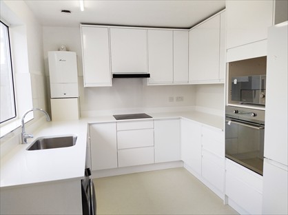 3 Bed Bungalow, Eastcote Lane, UB5