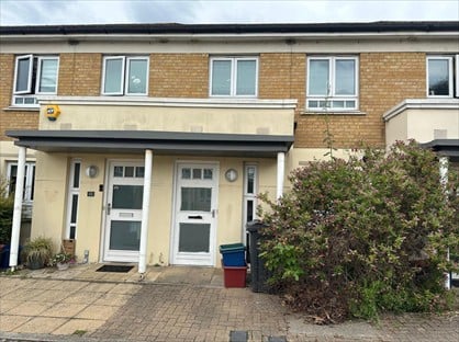 3 Bed Terraced House, Elvedon Road, TW13