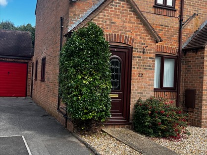 2 Bed End Terrace, Chapel Gardens, DT11