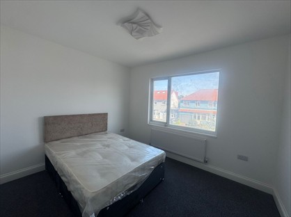 2 Bed Flat, North Road, UB1