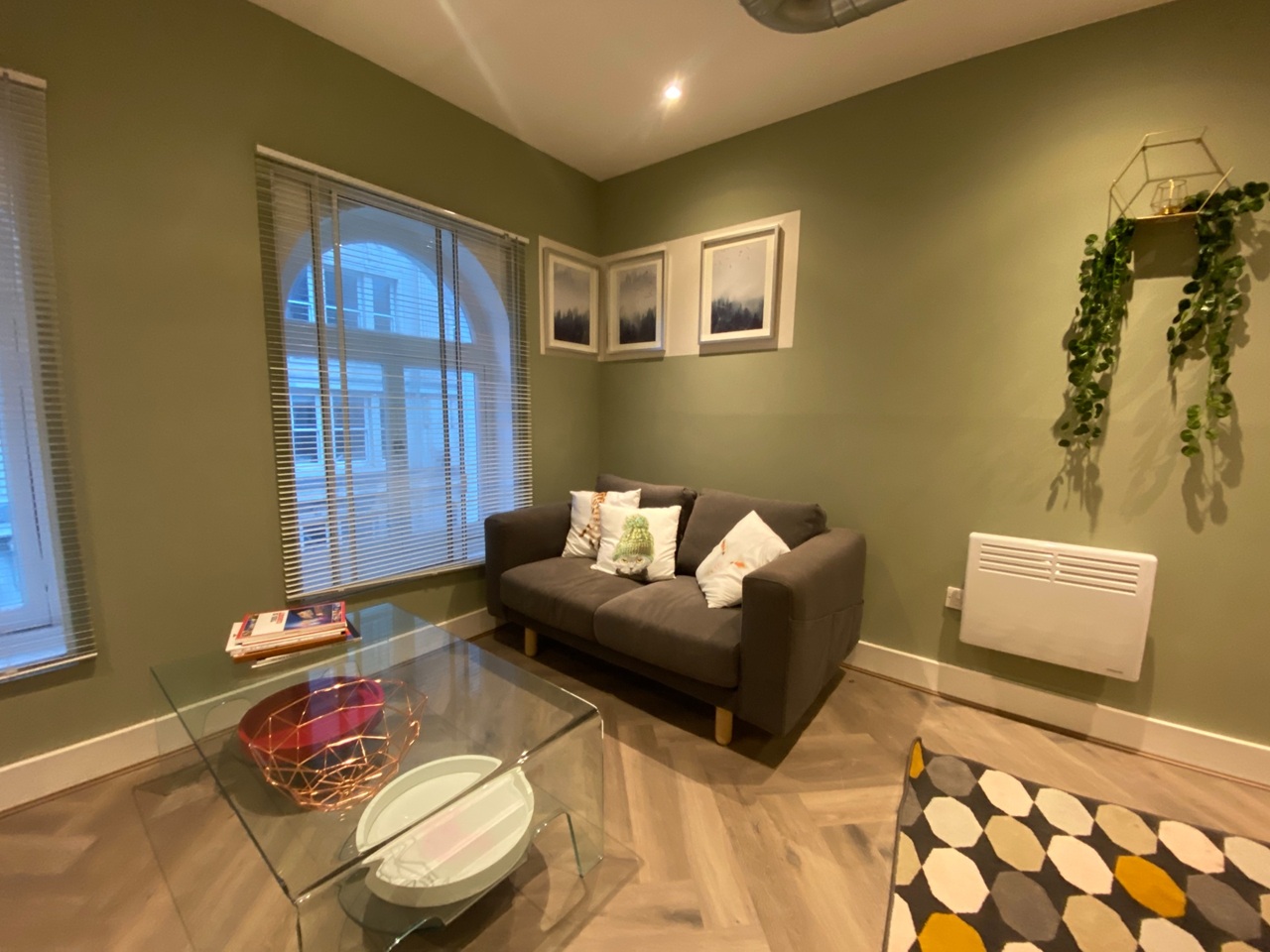2 Bed Flat, Guildhall Tavern, CF10 photo 4