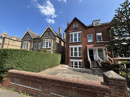 1 bed flat/apartment for rent in Studio Flat, London Road South, NR33