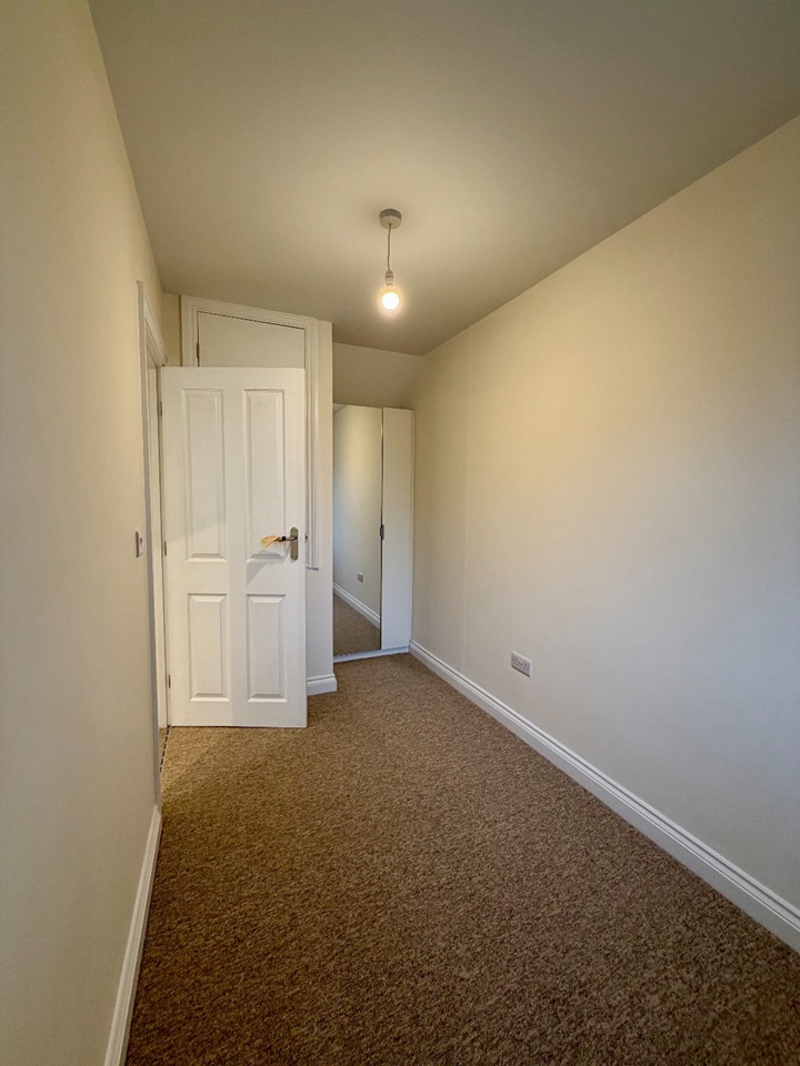 Additional image 11 of 2 Bed Detached House, Broomhall Road, S10, N1 7GU