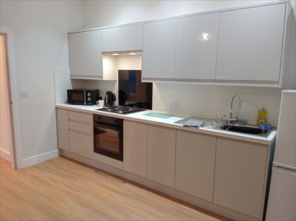 Room in a Shared Flat, Orchard Street, CA1
