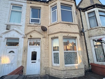2 Bed Flat, Waterloo Road, FY4