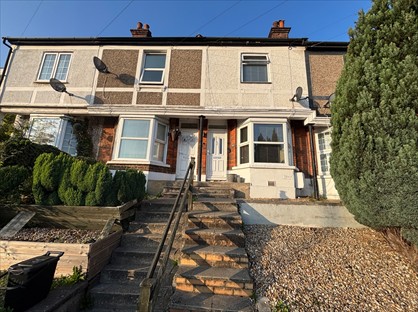 3 Bed Terraced House, Godstone Road, CR8