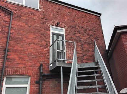 2 Bed Flat, Hewitt Street, PR25