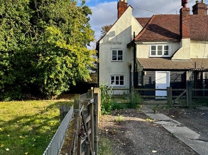 2 Bed Semi-Detached House, Main Road, CM3