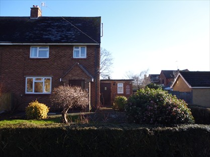 3 Bed Semi-Detached House, The Close, WR11