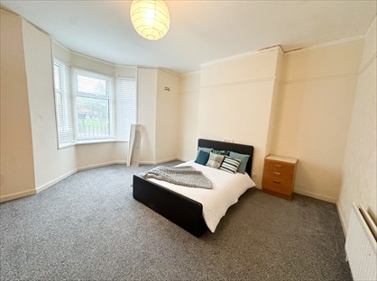 2 Bed Flat, Strathmore Crescent, NE4