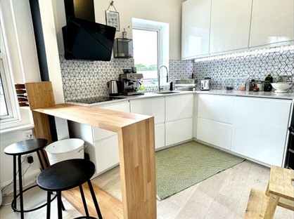 1 Bed Flat, Rosie Court, CB7
