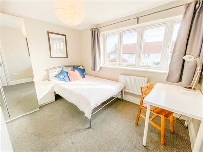 Room in a Shared House, Beechwood Villas, RH1