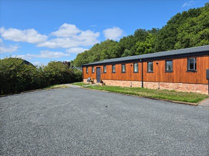 2 Bed Bungalow, Lakeview, B61