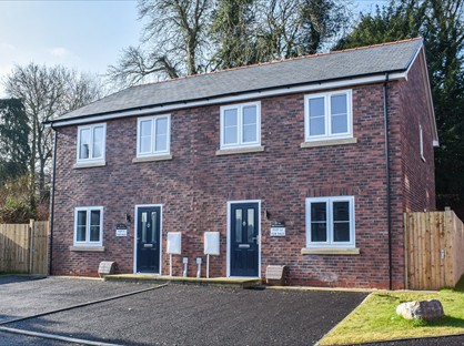 3 Bed Semi-Detached House, Lluesty Gardens, CH8
