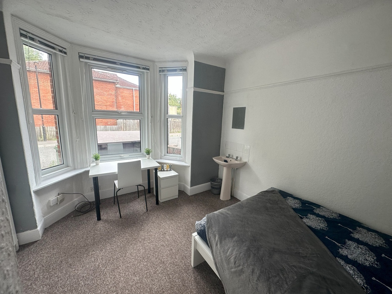 Additional image 2 of Room in a Shared House, Wordsworth Road, SO15, N1 7GU