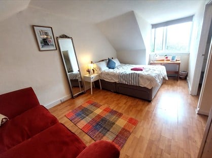 Room in a Shared House, Queen Street, DG1