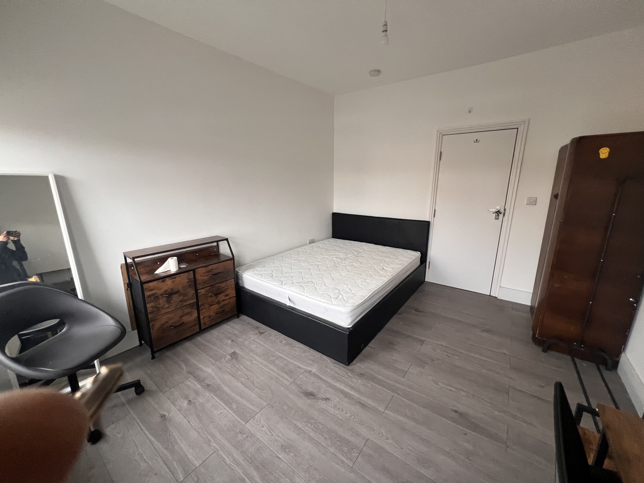 london-room-in-a-shared-flat-sandhurst-road-se6-to-rent-now-for